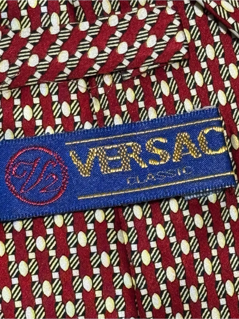 Versace Classic V2 Men’s 100% Silk Necktie Red Geometric Pattern Italy Designer